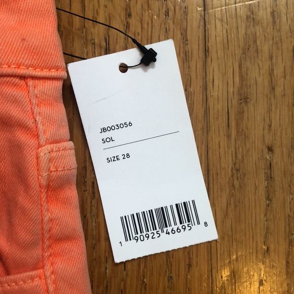 NWT J Brand Julia High Rise Flare Photo Ready Size 28 - Picture 3 of 3